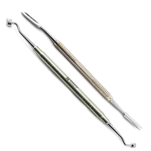 Ensemble d'outils chirurgicaux orthopédiques pour greffe osseuse dentaire : compresseur et plugueur - Product Image 1