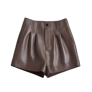 Shorts en cuir décontractés pour femmes, usage extérieur, prix de gros, logo personnalisé, coupe oversize, légers - Product Image 1