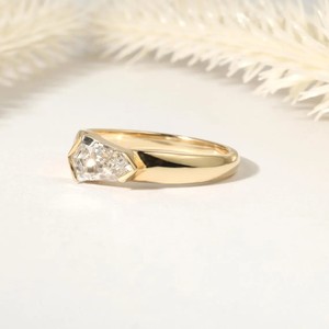 Bague d'anniversaire et de fiançailles en or massif 10K 14K 18K avec diamant de laboratoire taille baguette certifié IGI, couleur DEF, clarté VS VVS - Product Image 4