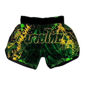Shorts de Muay Thai de compétition professionnels, design personnalisé OEM |   Shorts de boxe durables à fentes latérales pour l'entraînement et le combat - Product Image 5