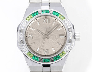Montre mécanique automatique pour homme, élégante, de qualité supérieure, avec cadran gris en moissanite, pour les occasions décontractées, les affaires et les trajets quotidiens - Product Image 2