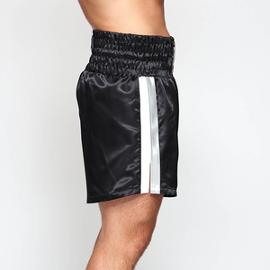 Nouveaux shorts de boxe Muay Thai 2026 de qualité supérieure, sur mesure, légers, design déchiré avec logo avant et effet vieilli pour hommes - Product Image 3