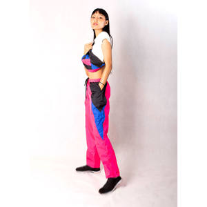 Ensemble de survêtement coupe-vent pour femme 2026 de haute qualité avec pantalon de jogging rayé zippé, coupe-vent, service OEM - Product Image 3