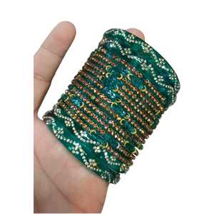 กำไลข้อมือแฟชั่นลายดอกไม้สไตล์ชาติพันธุ์สำหรับผู้หญิง ชุดกำไลอะคริลิคหลากสีรูปหยดน้ำประดับด้วยลูกปัดคริสตัล - Product Image 1
