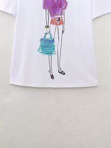 Camiseta Blanca Oversize para Mujer, con Estampado de Moda Hecho a Mano, Hombros Caídos, Cuello Redondo, Corte Holgado, Estilo Primavera-Verano - Product Image 5