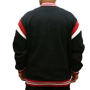 Chaqueta Varsity Negra para Hombre, Cuello Alto, Botones Cubiertos, Estilo Casual de Béisbol, 100% Algodón Transpirable - Product Image 2
