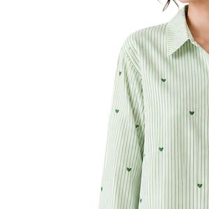 Camisa de Mujer a Rayas Verde Claro con Botones, Blusa de Algodón de Manga Larga con Bordado de Corazón, Corte Holgado, Estilo Casual, Top Oversize - Product Image 3