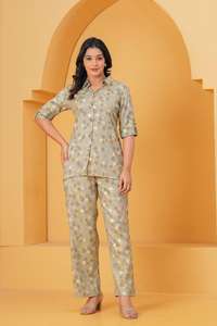 Conjunto de Dos Piezas de Algodón Puro con Diseño Floral para Mujer, Ropa de Verano, Conjunto de Kurta y Pantalón, Vestidos Sencillos e Informales, Excelente Precio - Product Image 3