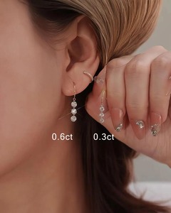 Boucles d'oreilles pendantes à trois pierres en moissanite, en argent sterling 925, magnifiques boucles d'oreilles en diamant personnalisées, cadeau pour elle - Product Image 2