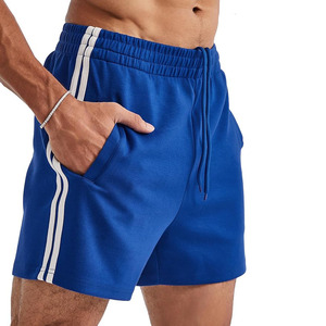 Shorts de musculation pour hommes de 4 pouces – Shorts de sport rayés rétro pour l'entraînement et la musculation - Product Image 1