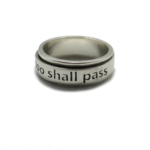 Anillo giratorio 'This Too Shall Pass' de plata de ley 925, hecho a mano, antiestrés, grabado, unisex, para regalo - Product Image 2
