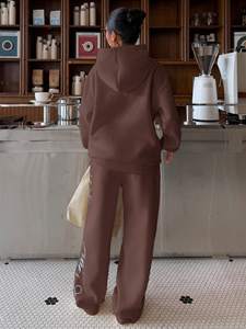 Conjunto de 2 piezas de moda para mujer: sudadera de punto estampada y pantalones a juego, atuendo informal, ropa para el desayuno y para relajarse en casa - Product Image 2