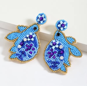 Pendientes de botón clásicos unisex personalizados con cuentas de vidrio hechas a mano, de color amarillo verde Mago, de nueva colección, a la moda, con cuentas de semillas, para profesores - Product Image 5