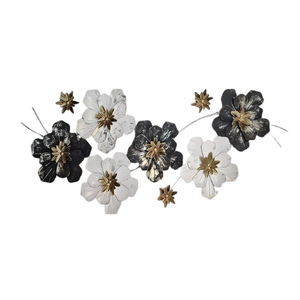 Arte de Pared Art Deco de Hierro de Primera Calidad con Diseño de Retrato para Espacios Interiores Modernos Disponible al Mejor Precio - Product Image 1