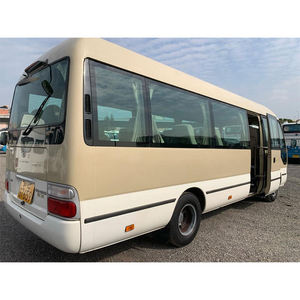 Nouveau bus Coaster 30 places, diesel, norme d'émission Euro 4, boîte manuelle 5 vitesses, 4 portes, conduite à gauche - Product Image 1