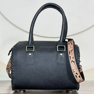 Bolso de Hombro Personalizado Hecho a Mano con Grabado Floral Estilo Western, Bolso Tipo Satchel de Cuero Genuino para Vaqueras, Bolso de Fin de Semana de Velocidad Media - Product Image 5