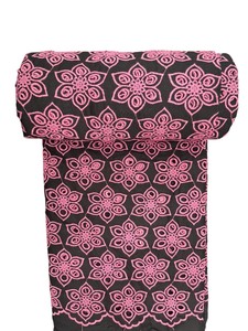 Tissu en coton noir brodé de fleurs, très demandé, respirant et léger, pour la collection de vêtements et de robes tendance pour filles et femmes - Product Image 3