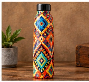 Botella de Agua Metálica con Diseño Bohemio Colorido y Tapa Negra, Portátil para Viajes - Product Image 1
