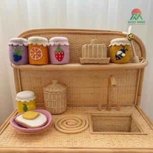 Ensemble de jouets de cuisine en rotin tressé Nhat Minh avec aliments en feutre jaune pour enfants de 2 à 4 ans, unisexe, avec boîte à beurre en rotin et couvercle amovible - Product Image 4