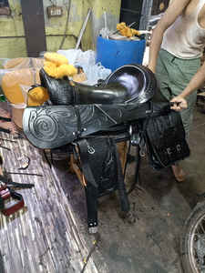 Sillín occidental hecho a mano de caballo de cuero de vaca genuino 100% con accesorios a juego, sillín de rancho para montar y cortar Rancho - Product Image 6