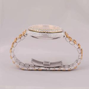 Montre en diamant Moissanite de haute qualité, étanche, avec mouvement à quartz, pour un usage quotidien et les voyages, disponible au prix d'exportation - Product Image 4