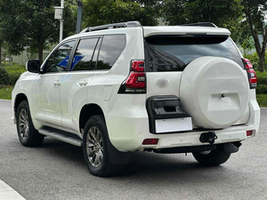 Toyota Prado 2016, 2.7L, Automático, SUV Usado, 5 Plazas, Volante a la Izquierda, Lujoso, 4x4 - Product Image 5