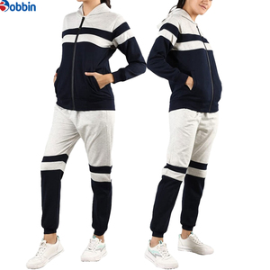 Conjunto Deportivo de Pantalones Cortos y Chaqueta de Manga Larga para Mujer, Tallas Grandes, Estilo Moderno, Nuevo Diseño, Dos Piezas, Gran Venta - Product Image 3