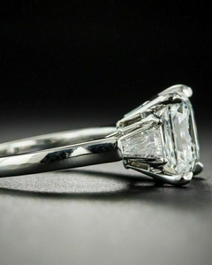 Bague de fiançailles solitaire de luxe en diamant de laboratoire taille Asscher avec placage rhodium et certification IGI pour femme, bijoux de mariage - Product Image 1