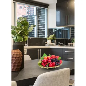 Plateau décoratif élégant en argent à motif paysager, avec fonction tactile, ZAHID EXPORTS, décoration de mariage, décoration de Noël, cadeaux festifs, utilisation en vente au détail - Sûr - Product Image 3