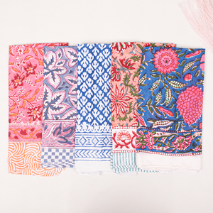 Pañuelo Cuadrado de Algodón con Estampado Floral Bohemio, Multifuncional, para la Cabeza o el Cuello, Uso Casual, Accesorio de Primavera/Verano, Agradable al Tacto - Product Image 2