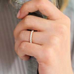 Anillo Zig Zag con Moissanita Brillante Corte Baguette, Bañado en Rodio, Plata 925 Original, Regalo de Cumpleaños para Pareja - Product Image 3
