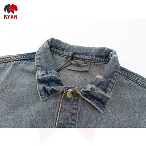 เสื้อแจ็คเก็ตยีนส์ผู้ชายติดกระดุมด้านหน้า ออกแบบเองได้ รับผลิตแบบ OEM ODM สไตล์คลาสสิก แฟชั่นลำลอง - Product Image 4