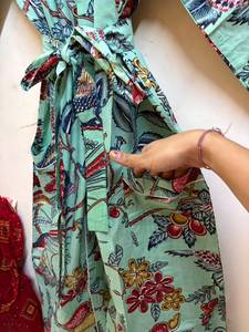 Al por mayor: Bata kimono de algodón con estampado floral y de pájaros para mujer, ligera, para spa, salida de playa y ropa de descanso para damas de honor - Product Image 3