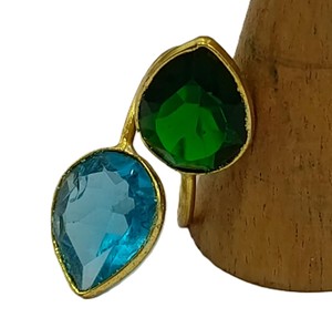 Anillo Ajustable de Latón Chapado en Oro de 18K con Doble Piedra de Gema de Laboratorio en Forma de Pera, Joyería Artesanal al por Mayor - Product Image 1