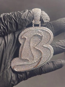 Pendentif lettre B en alliage plaqué argent avec strass en cristal, style hip-hop, bijou cadeau pour homme - Product Image 4