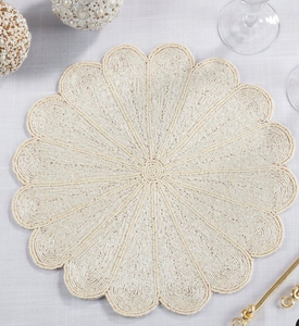 Mantel Individual Clásico Vintage con Cuentas, Forma Redonda, para Banquete de Boda, 100% Hecho a Mano por Blossom Craft India - Product Image 4
