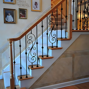 Barandilla y Pasamanos de Hierro Forjado para Escaleras de Villas Modernas con Tratamiento Antioxidante y Protección con Recubrimiento en Polvo - Product Image 2