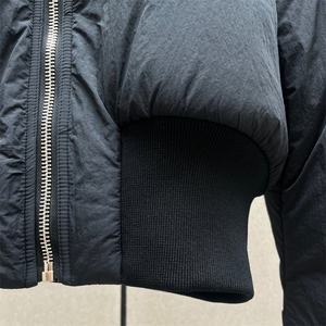 Veste d'automne unie à manches longues et col rond, coupe ajustée, avec fermeture éclair, en coton brillant, respirante pour femme, vente en gros - Product Image 4