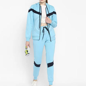 Conjuntos deportivos cómodos con cremallera para mujer, en grandes cantidades, ropa ligera para correr, hechos en Pakistán. - Product Image 4