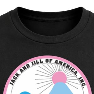 Camiseta Deportiva Ligera de Manga Corta con Cuello Redondo y Diseño Circular en el Pecho, Bordada con el Escudo de Black Jack & Jill - Product Image 2