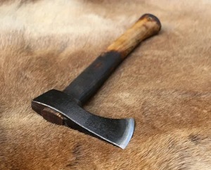 Handmade Industrial Grade <b>Axe</b> with High Carbon Steel Blade and Wooden Handle Leather Sheath 2Lb - Product Image 3