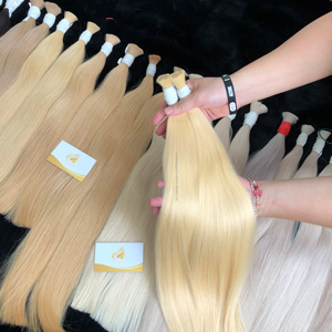 Meilleur Prix Extensions de Cheveux Humains en Gros Couleurs Variées Vietnam Vente en Gros Cheveux Vierges Bruts Premium 100g Texture Lisse Style Luxe - Product Image 1
