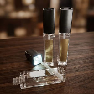 Tubo de Brillo Labial de Plástico con Luz LED, Espejo y Tapa de Rosca, Capacidad de 6.5 ml - Product Image 1