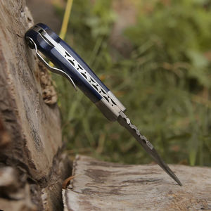 Couteau de poche Damas avec lame affûtée avec précision, couteau pliant Damas fait main avec manches en bois naturel - Product Image 3