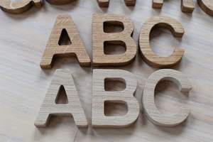 Letras del alfabeto de madera de ensueño para una decoración suave y apta para niños en el interior de la guardería. - Product Image 5