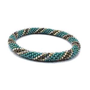 Fabricant en gros vendant des bracelets en perles de verre tendance pour femmes, de la plus haute qualité, fabriqués à la main au Népal, à bas prix, Ahana's - Product Image 1