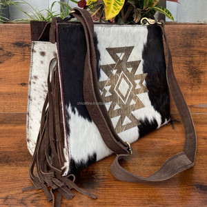 Cheveux faits à la main sur frange en cuir de daim véritable dissimulé transporter sac à bandoulière pour les femmes Western peau de vache Laser en relief sac à main - Product Image 3