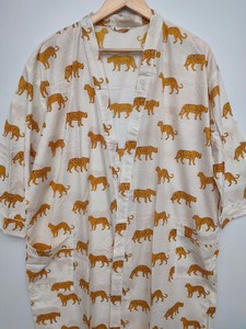 Bata Kimono de Algodón Suave con Estampado de Bloques y Dibujos Animados Naaz para Mujer, Camisón de Verano Hecho a Mano ODM con Cuello en V, Cintura Elástica y Largo hasta la Rodilla - Product Image 3