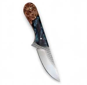 Herramienta utilitaria artesanal de acero para herramientas con punta de corte, mango de madera de resina azul con vetas. - Product Image 1