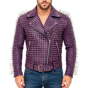 Vestes en cuir véritable pour femmes, noires et dorées, avec clous coniques dorés, design clouté, style mode chic, audacieuses et tendance - Product Image 3